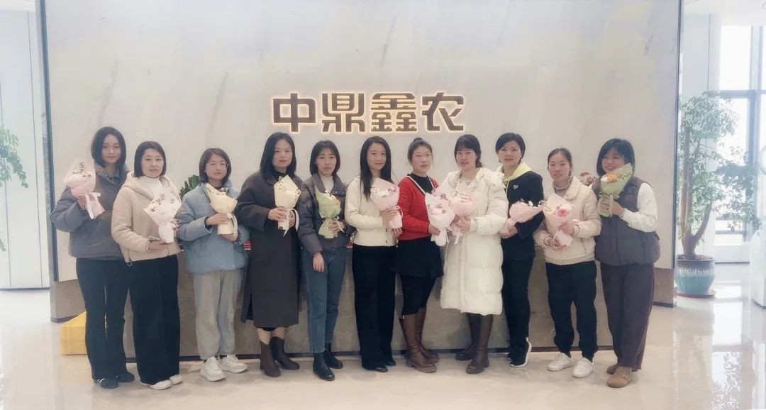 寵愛女神節(jié)，鼎鑫集團(tuán)送出花海與甜蜜驚喜！